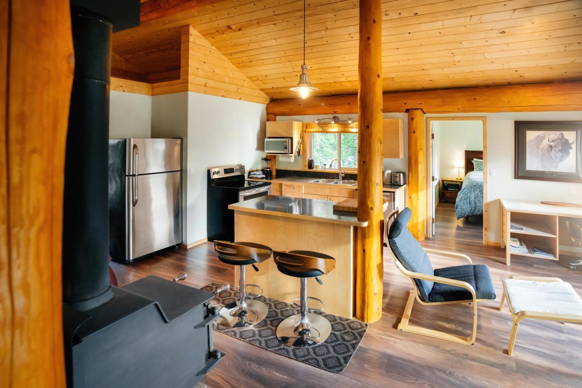 Bella Coola Grizzly Tours And Resort Hagensborg Exterior foto